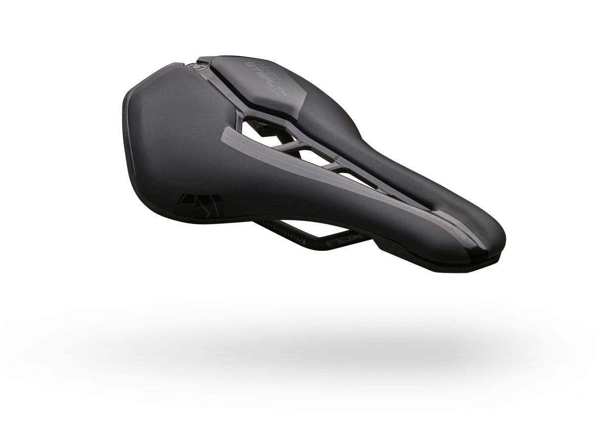 PRO Sedlo STEALTH CURVED PERFORMANCE